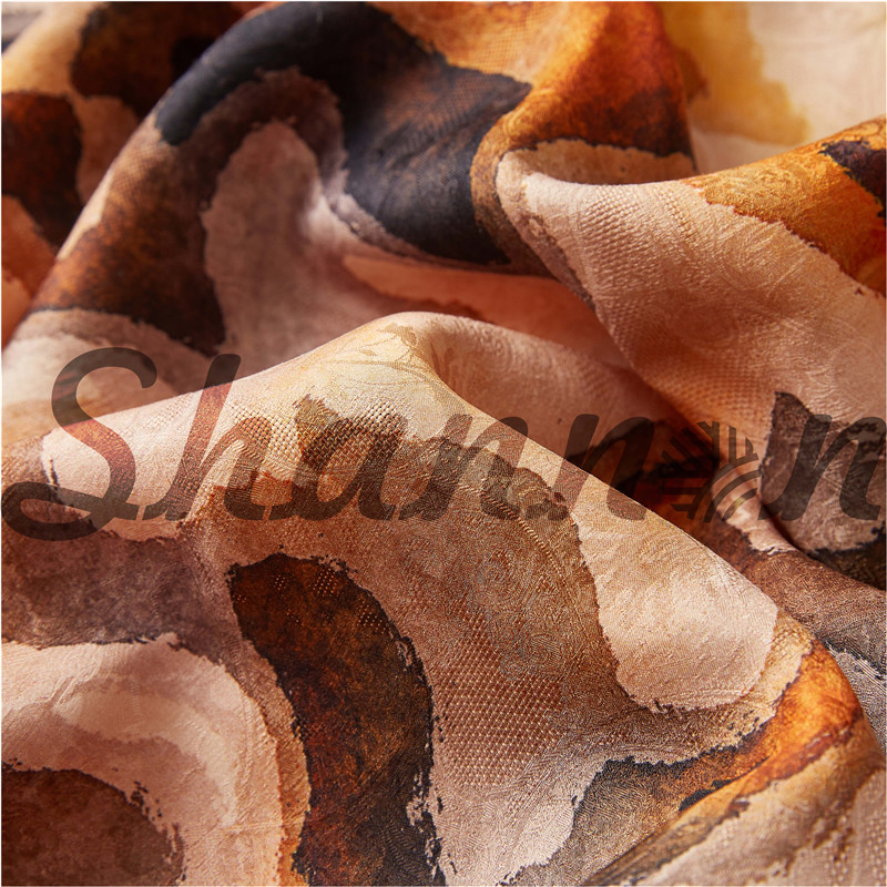 ผ้าไหมหม่อนธรรมชาติ 100% 19MM jacquard Chinoiserie Silk Fabric