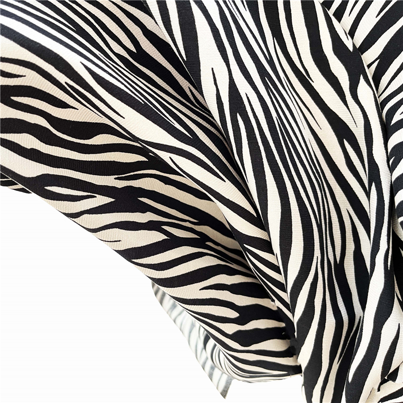 56 เรยอน 44 viscose satin พิมพ์ลายสัตว์ zebra animal print fabric