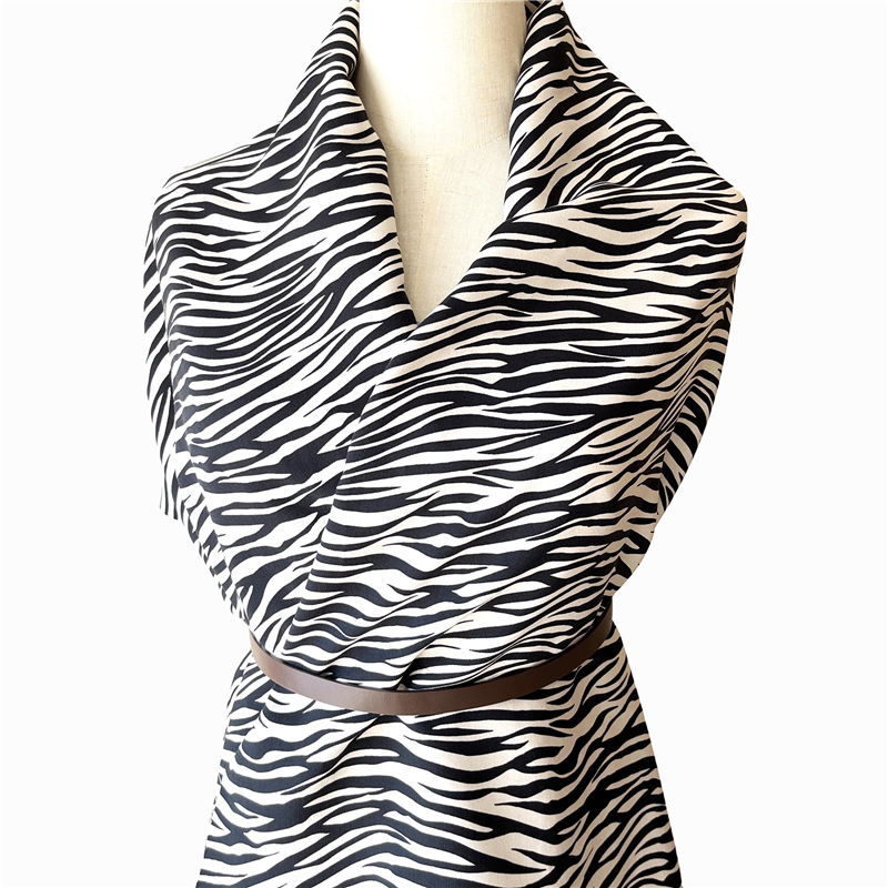 56 เรยอน 44 viscose satin พิมพ์ลายสัตว์ zebra animal print fabric