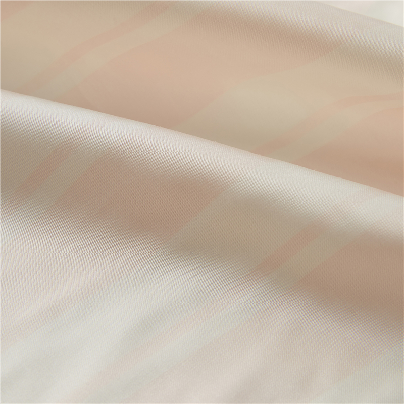 สีขาวลายสีชมพู 50% เรยอน 50% viscose ซาติน silky shapes stripe พิมพ์ผ้า